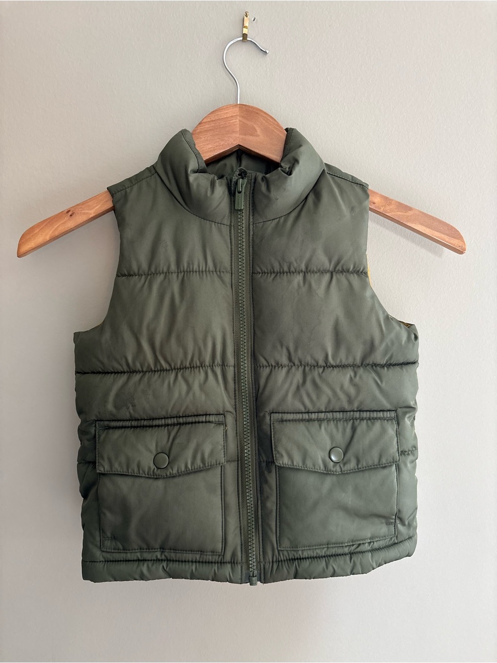 Old Navy 3T Green Unisex Frost-Free Water-Resistant Puffer Vest for Toddler